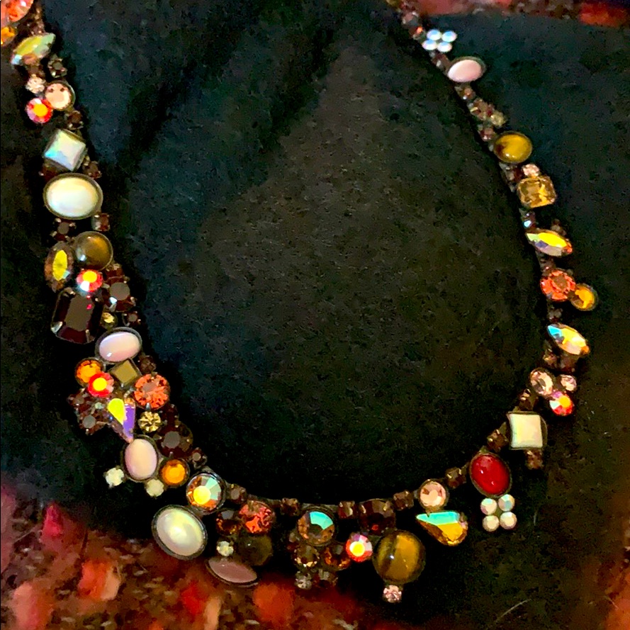Stunning Sorrelli Crystal Necklace Nwt
